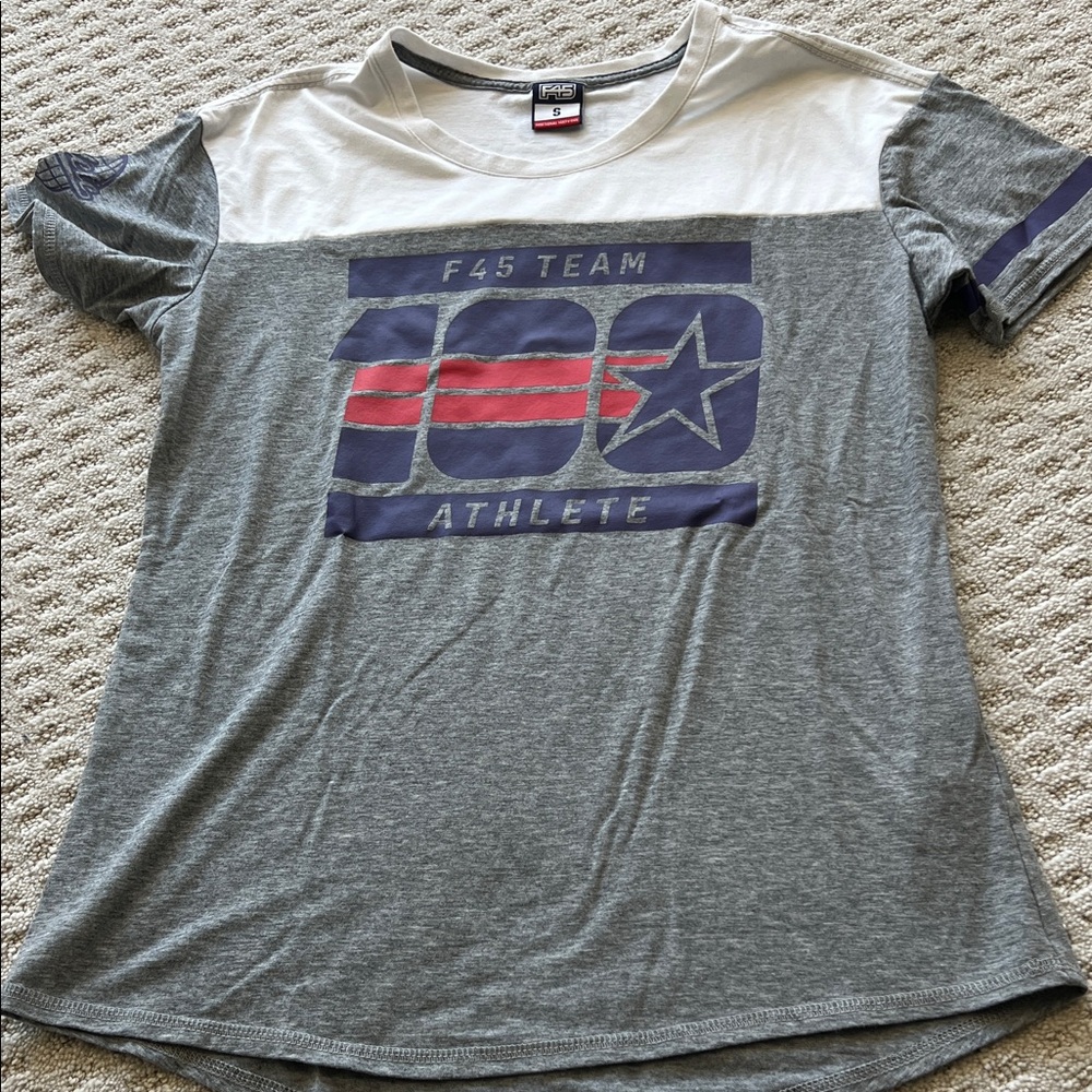 F45 Team Athlete Short Sleeve Tee - Gray/White